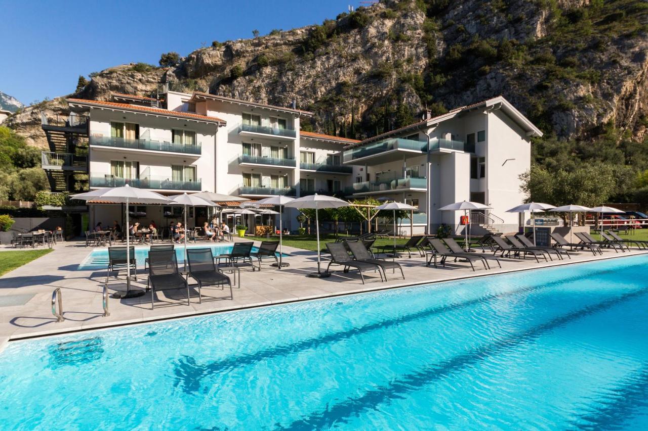 Aktivhotel Santalucia Torbole Sul Garda Esterno foto