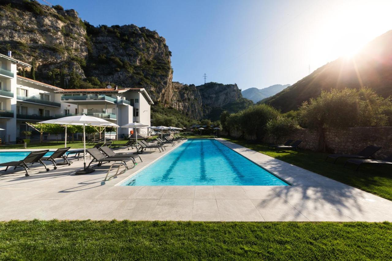 Aktivhotel Santalucia Torbole Sul Garda Esterno foto
