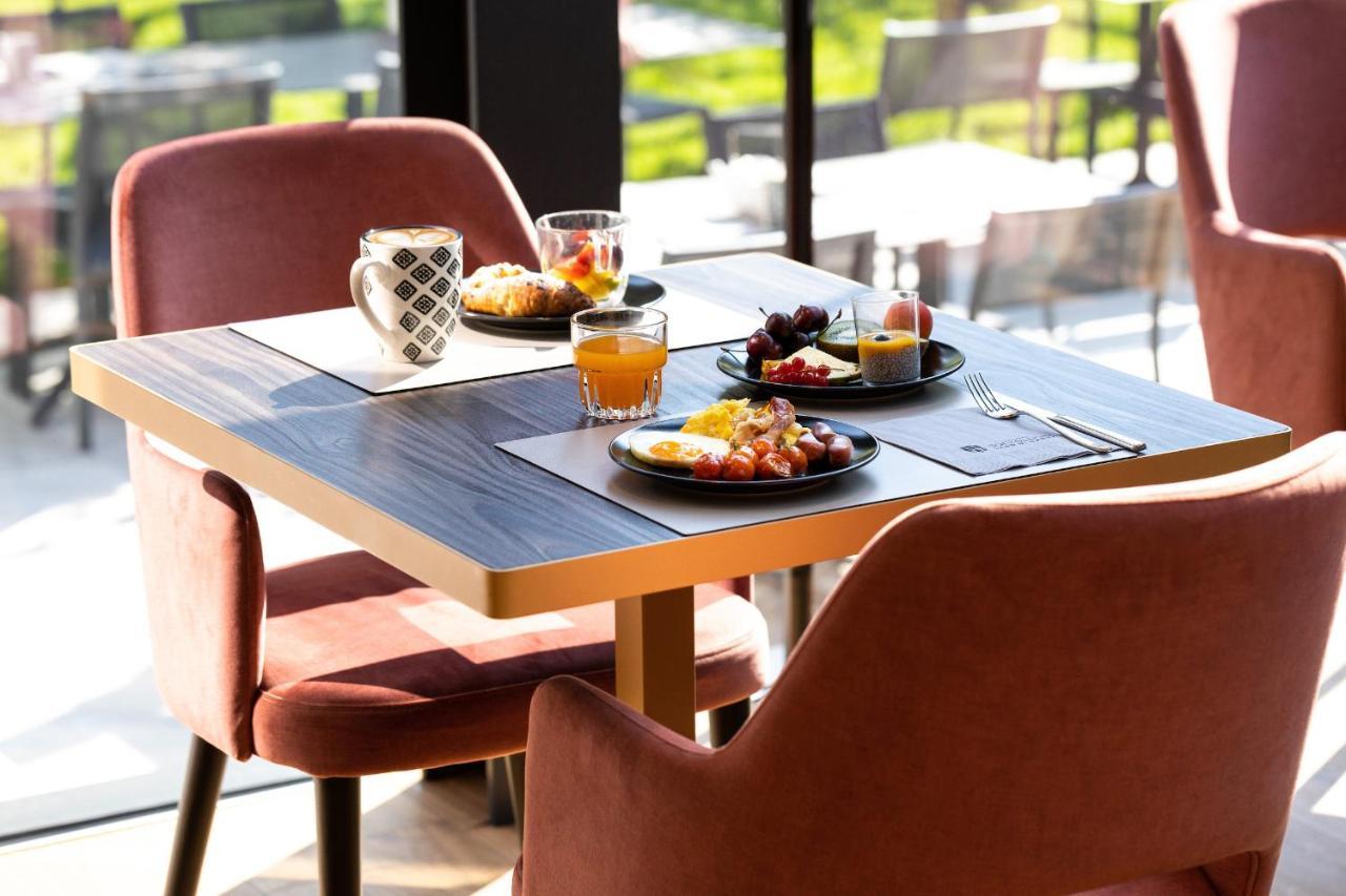 Aktivhotel Santalucia Torbole Sul Garda Esterno foto