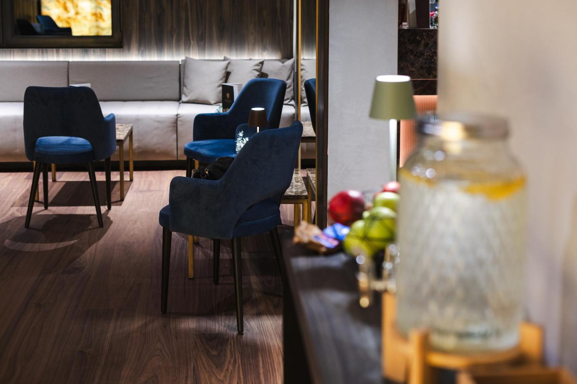 Aktivhotel Santalucia Torbole Sul Garda Esterno foto