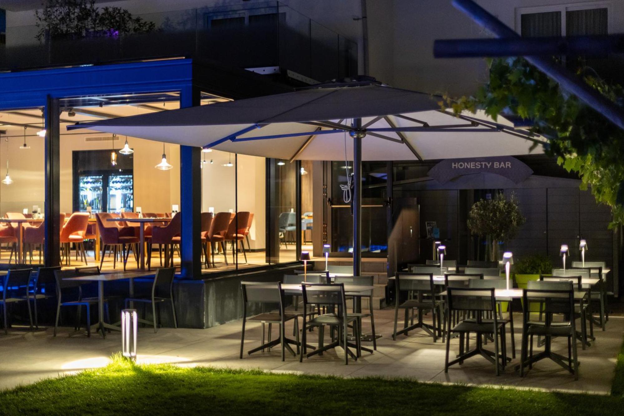Aktivhotel Santalucia Torbole Sul Garda Esterno foto