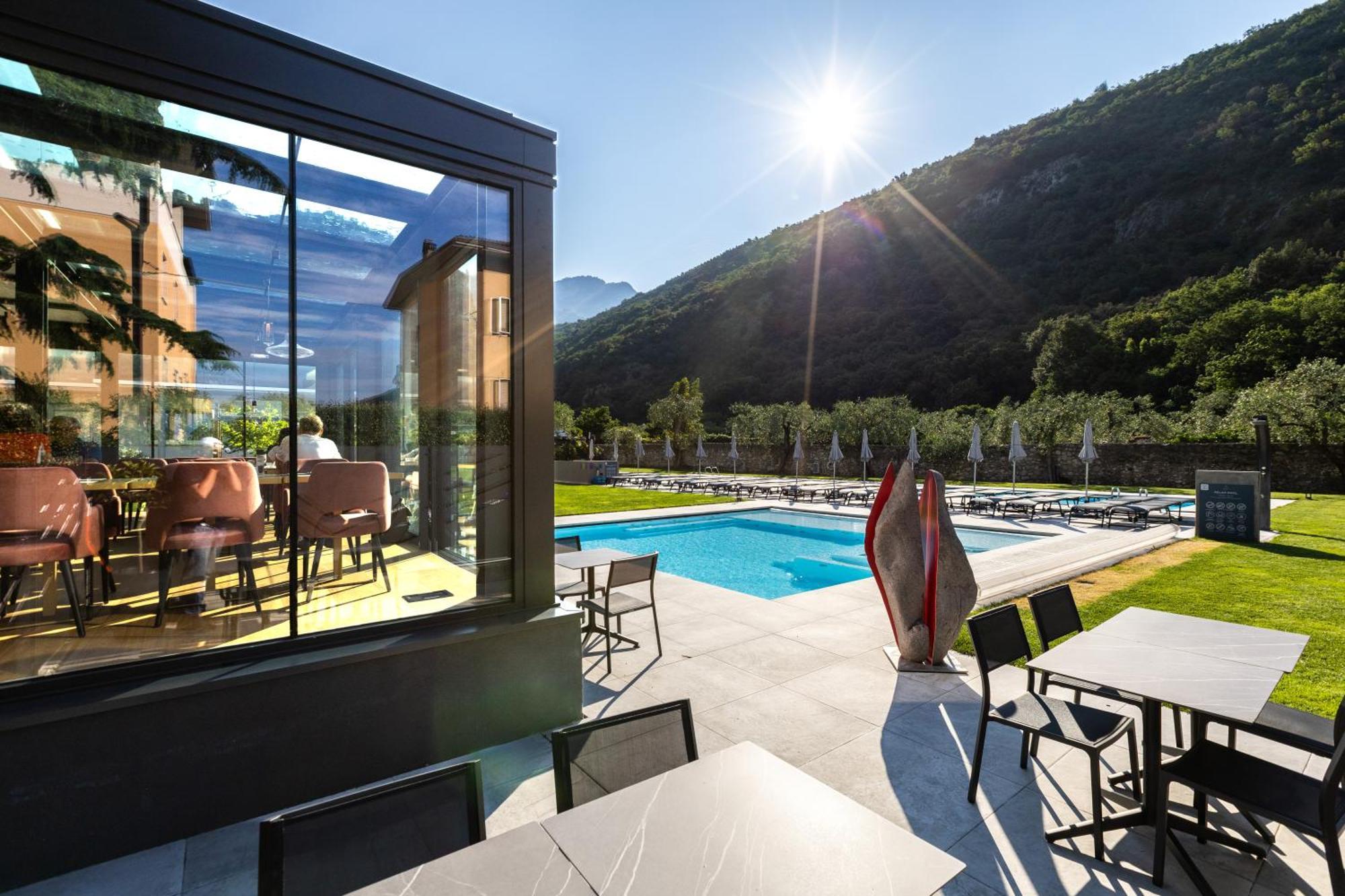 Aktivhotel Santalucia Torbole Sul Garda Esterno foto