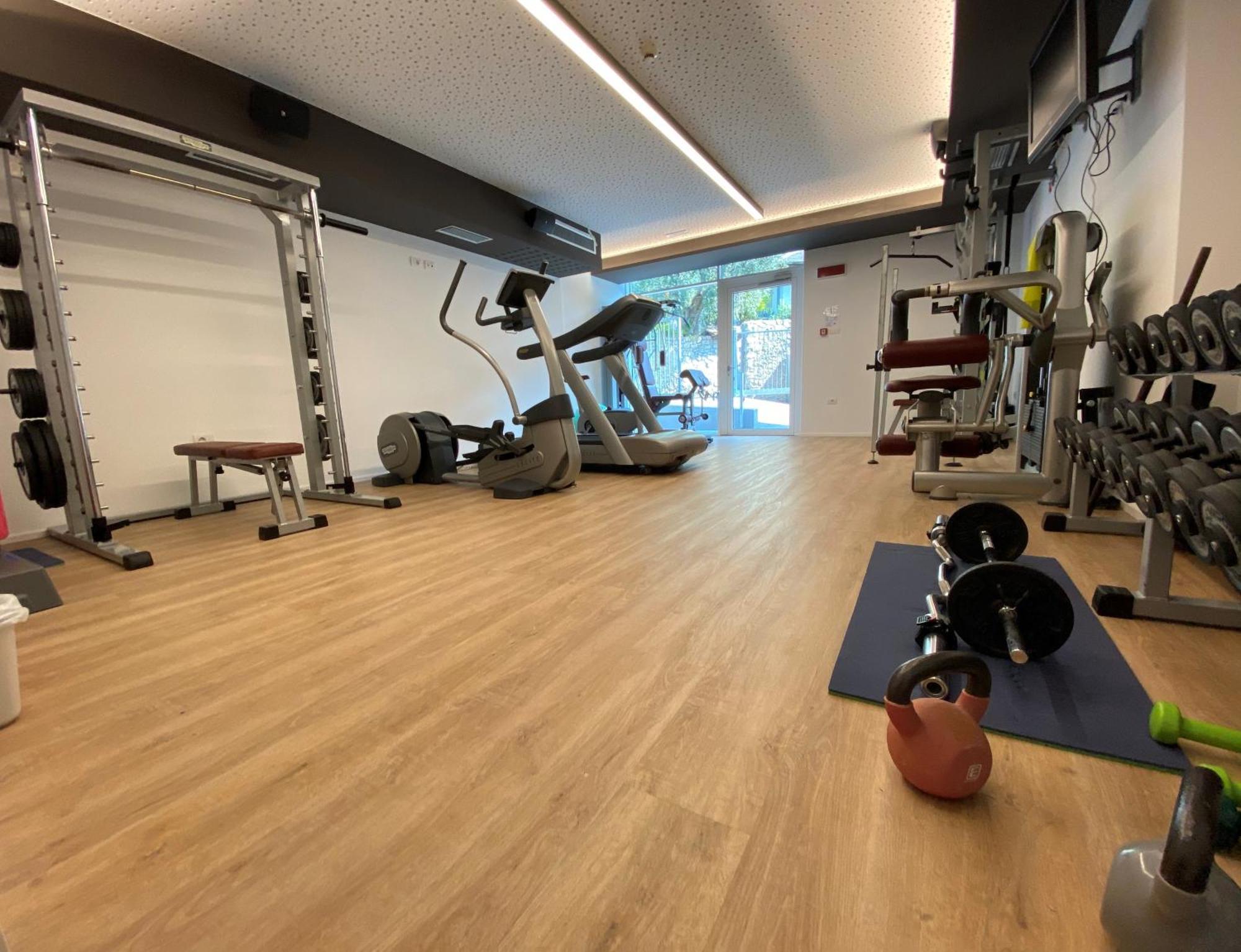 Aktivhotel Santalucia Torbole Sul Garda Esterno foto