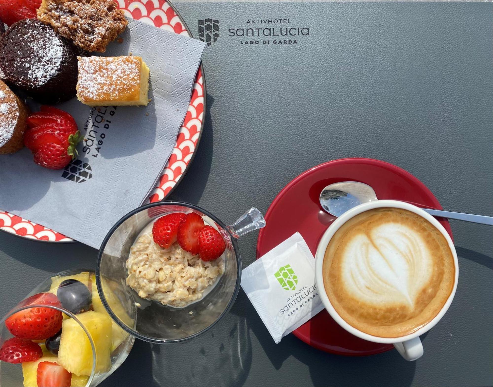 Aktivhotel Santalucia Torbole Sul Garda Esterno foto