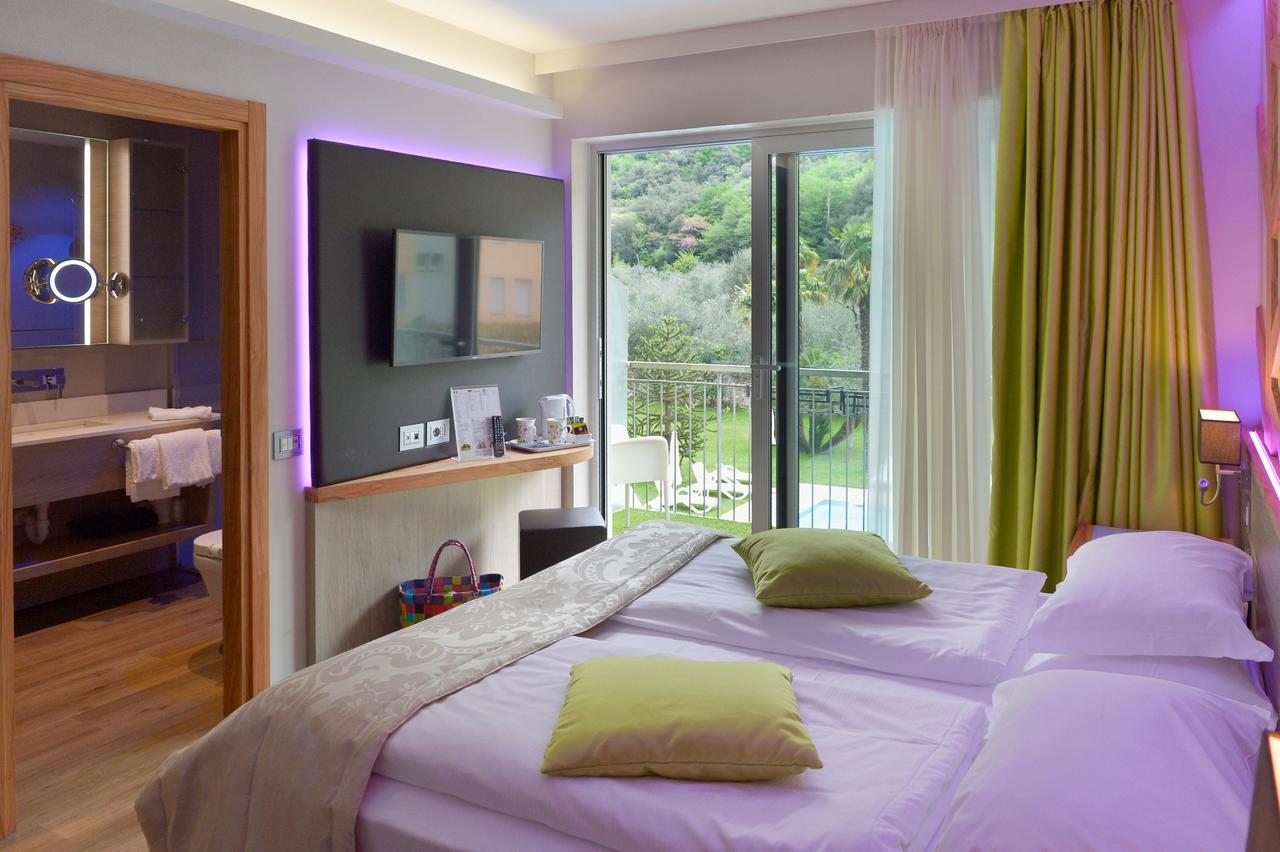 Aktivhotel Santalucia Torbole Sul Garda Esterno foto