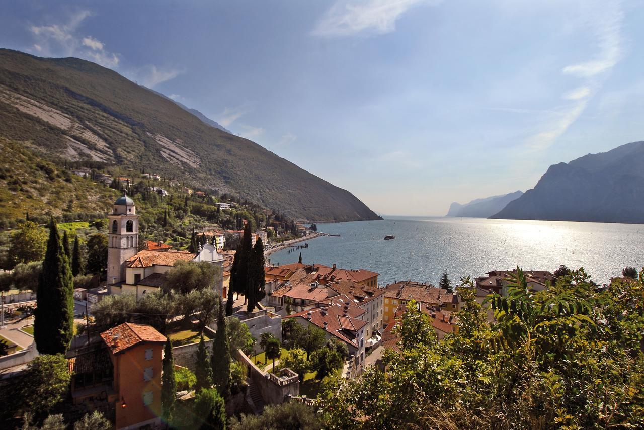 Aktivhotel Santalucia Torbole Sul Garda Esterno foto