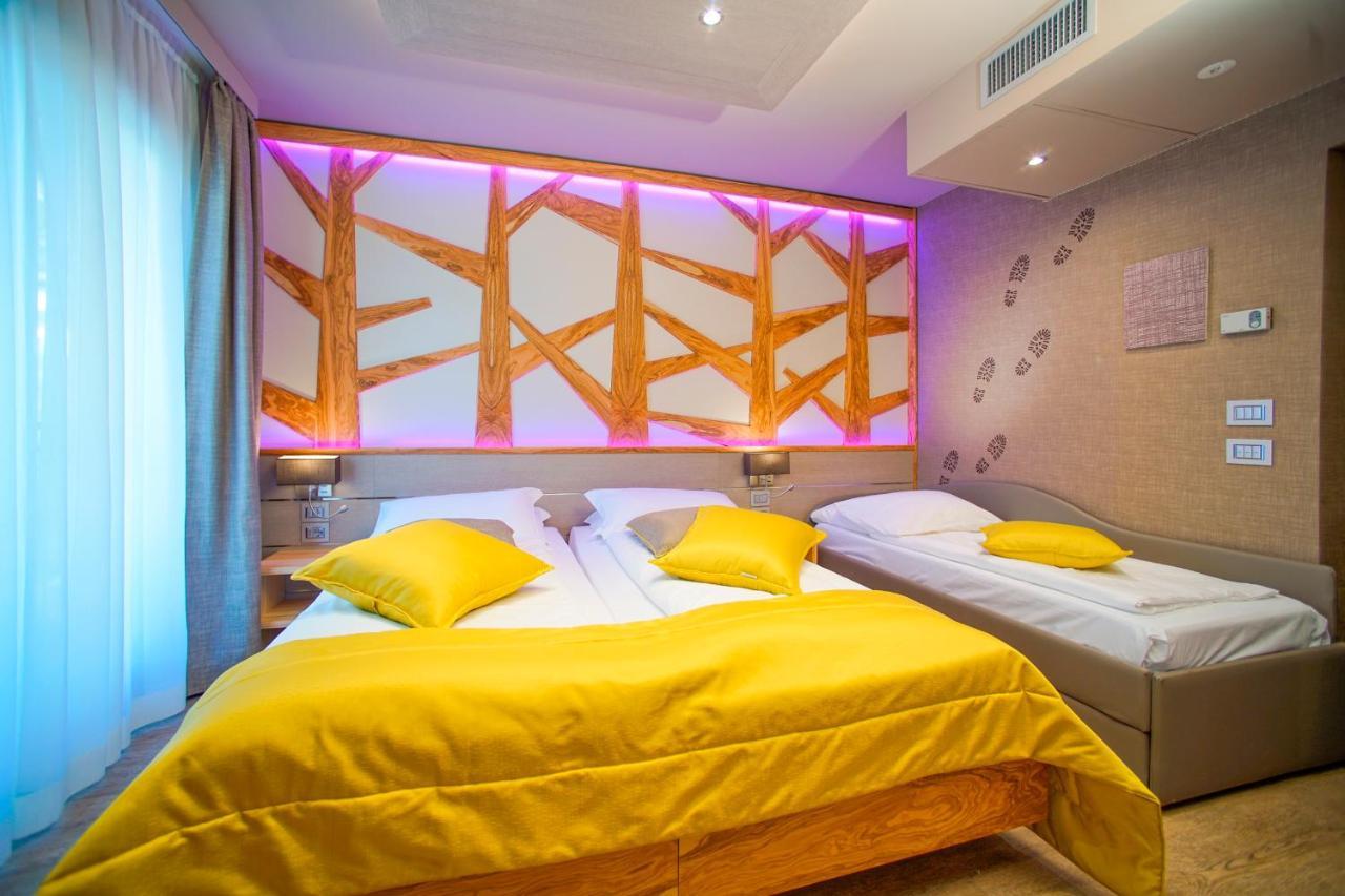 Aktivhotel Santalucia Torbole Sul Garda Esterno foto
