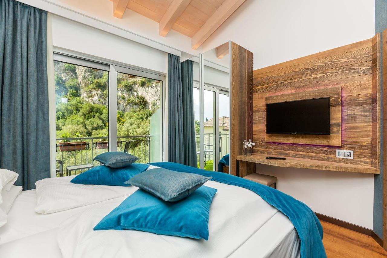 Aktivhotel Santalucia Torbole Sul Garda Esterno foto